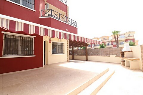 Image No.1-4 Bed Townhouse for sale