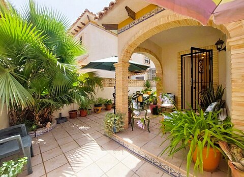 Image No.1-3 Bed Villa for sale