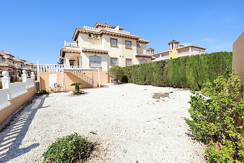 Image No.1-Villa de 2 chambres à vendre à Cabo Roig