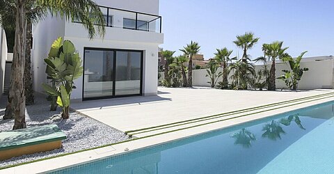 Image No.1-4 Bed Villa for sale