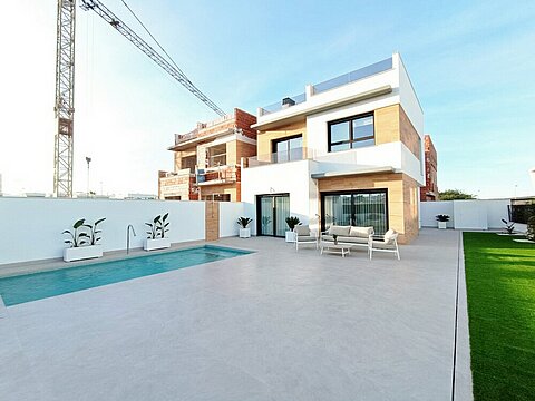 Image No.1-3 Bed Villa for sale