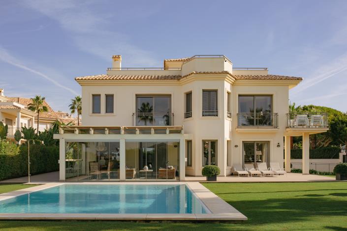 5 bedroom villa for sale in Andalucia, Malaga, Marbella, Spain