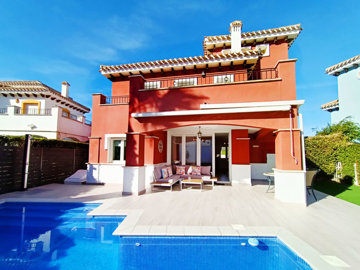 mar-menor-golf-villa-calle-laurel-20-pool-09-