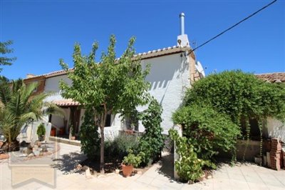 Cole's of Andalucia most sold property