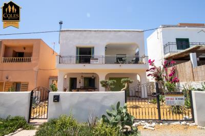 Cole's of Andalucia most sold property