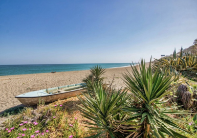 La-Duquesa-Beach