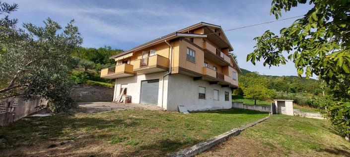 Image No.1-6 Bed House/Villa for sale