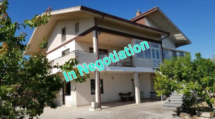 Image No.1-4 Bed House/Villa for sale