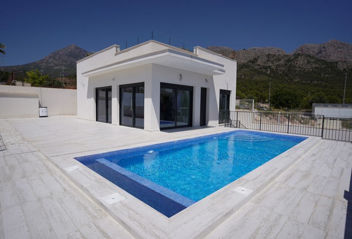 Image No.1-3 Bed Villa for sale