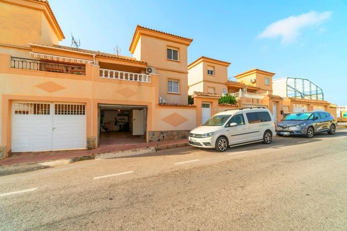 Image No.1-Maison de 3 chambres à vendre à Torrevieja