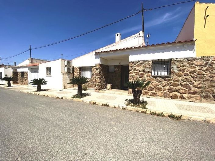 Image No.1-Propriété de 4 chambres à vendre à Almeria