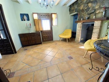 vh2495-country-house-for-sale-in-rambla-de-ta