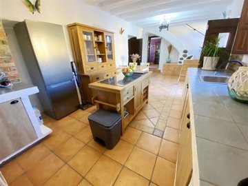 vh2495-country-house-for-sale-in-rambla-de-ta