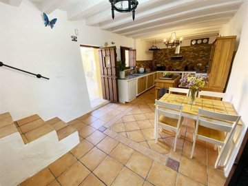 vh2495-country-house-for-sale-in-rambla-de-ta