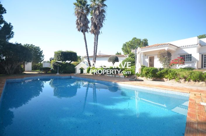 Image No.1-6 Bed Villa for sale