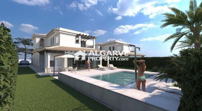 Image No.1-4 Bed Villa for sale