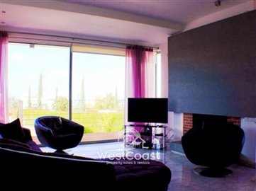 64089-4-bedroom-moder-villa-in-latchifull