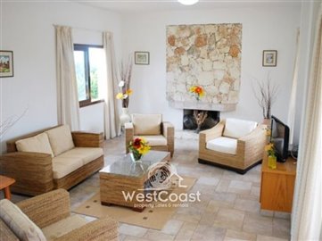 66130-3-bedroom-villa-with-privat-pool-in-cor