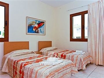 66149-5-bedroom-villa-with-privat-pool-in-cor