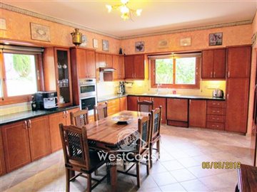 98170-detached-villa-for-sale-in-tsadafull