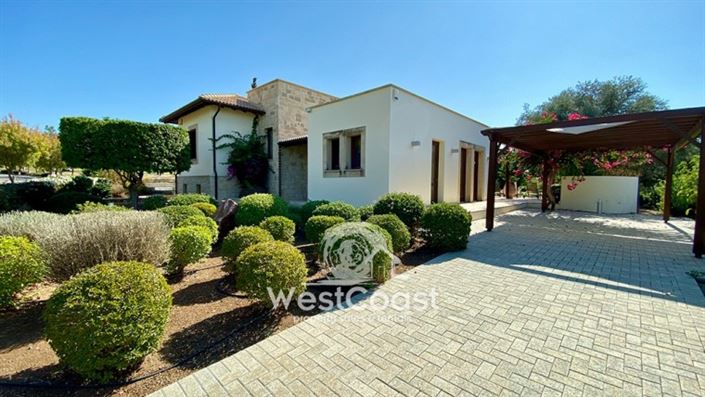 Image No.1-4 Bed Villa for sale