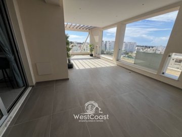 169308-penthouse-for-sale-in-universalfull