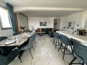 169304-penthouse-for-sale-in-universalfull