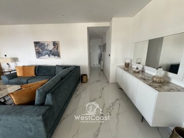 169313-penthouse-for-sale-in-universalfull