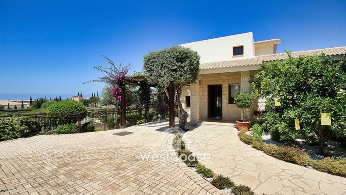 Image No.1-3 Bed Villa for sale