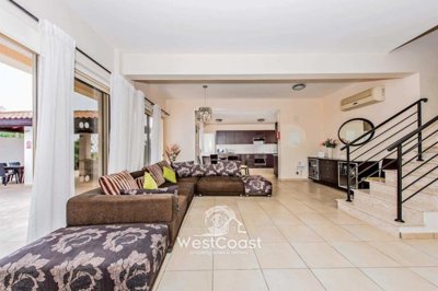 156803-detached-villa-for-sale-in-sea-caves-s