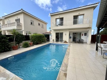 173420-detached-villa-for-sale-in-kissonergaf