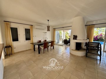 175117-detached-villa-for-sale-in-chlorakaful