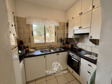 174957-semi-detached-villa-for-sale-in-tombs-