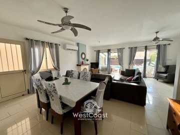 176020-detached-villa-for-sale-in-coral-bayfu