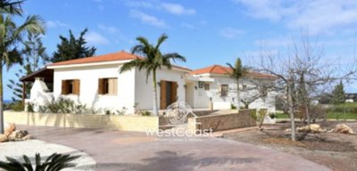 177517-bungalow-for-sale-in-sea-caves-stgeorg