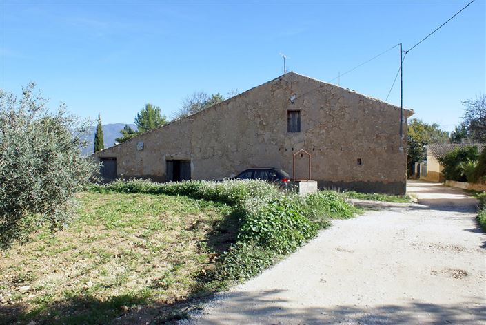 Image No.1-5 Bed Farmhouse for sale