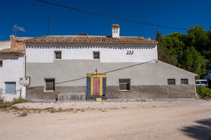 Image No.1-Maison de campagne de 8 chambres à vendre à Yecla