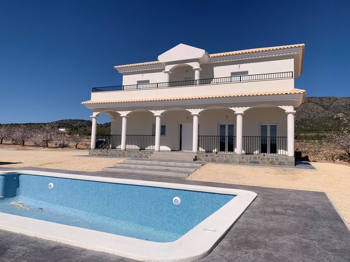 Image No.1-4 Bed Villa for sale