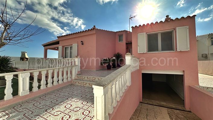 Image No.1-5 Bed Villa for sale