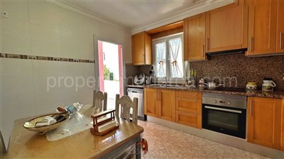 638-villa-for-sale-in-sol-del-este-16010-larg