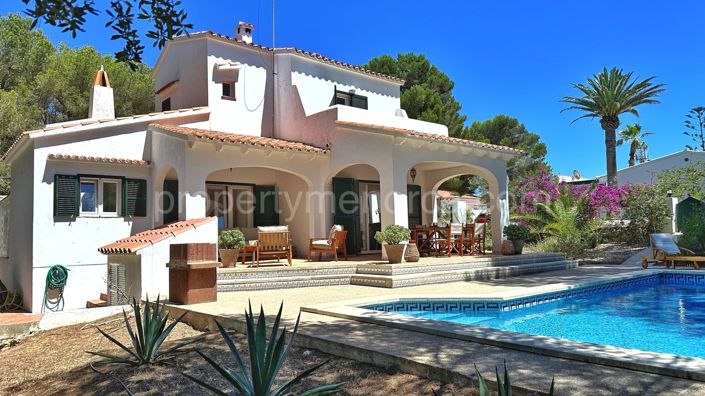 Image No.1-3 Bed Villa for sale