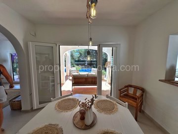 678-villa-for-sale-in-torresolinou-17552-larg