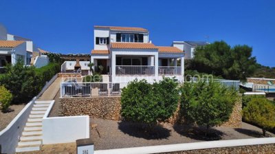 675-villa-for-sale-in-coves-noves-mercadal-18