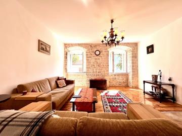 Three-bedroom-apartment-on-the-first-line-to-the-sea--Kotor---13708--15-