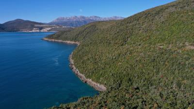 1 - Kotor, Land