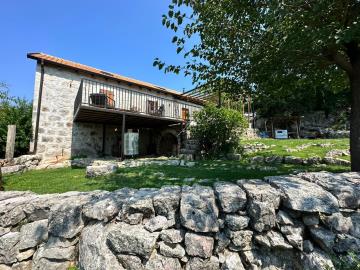 14160-Large-Estate-near-the-Lake-Skadar--2-