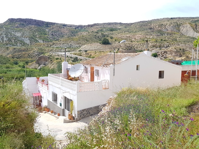 Image No.1-Maison de village de 3 chambres à vendre à Almeria