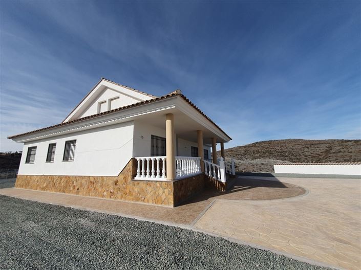 Image No.1-5 Bed Villa for sale