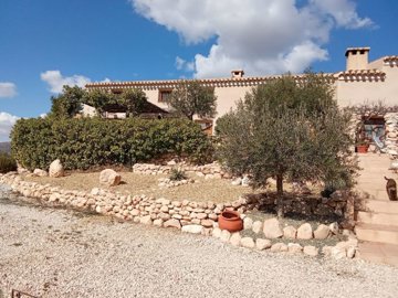 21514-cortijo-finca-for-sale-in-velez-blanco-