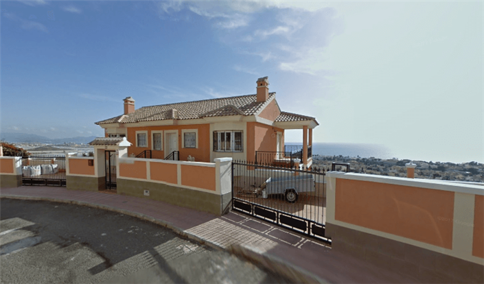 Image No.1-6 Bed Villa for sale